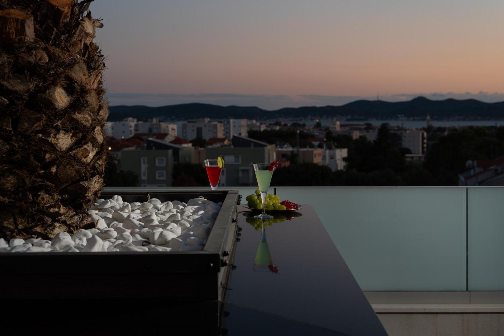 Villa Luxury Penthouse Nubu